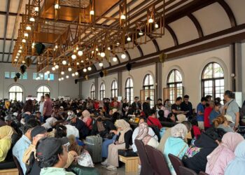 Suasana di Stasiun Whoosh.(Foto: Istimewa)