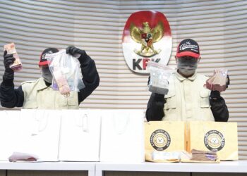 Barang bukti OTT Bupati Cilacap oleh KPK.(Foto: Istimewa)