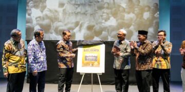 Menteri Kebudayaan RI, Fadli Zon, yang juga menjabat sebagai Ketua Umum Perkumpulan Penggemar Filateli Indonesia (PFI), menghadiri sekaligus mencanangkan Hari Filateli Nasional (HFN) 2026 di Taman Budaya Embung Giwangan, Yogyakarta.(Foto: Istimewa)