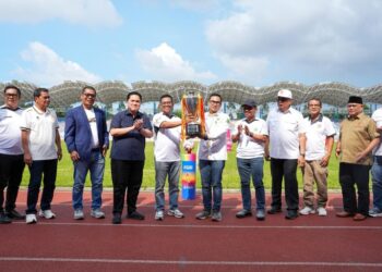 Ketum PSSI Erick Thohir menghadiri pembukaan turnamen tersebut digelar pada Minggu (29/3) di Stadion Benteng Reborn, Kota Tangerang, Banten. (foto:Andre/kemenpora.go.id)