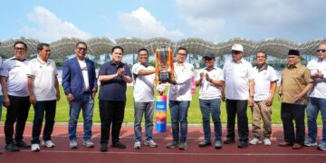 Ketum PSSI Erick Thohir menghadiri pembukaan turnamen tersebut digelar pada Minggu (29/3) di Stadion Benteng Reborn, Kota Tangerang, Banten. (foto:Andre/kemenpora.go.id)
