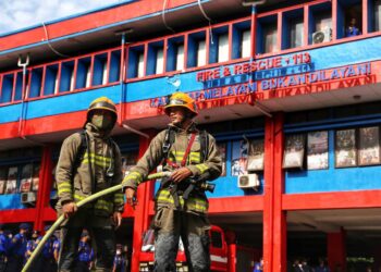 Petugas pemadam kebakaran Kota Bandung.(Foto: Humas Pemkot Bandung)
