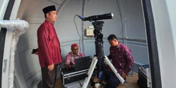 Pemantauan hilal.(Foto: Dok. Kemenag)