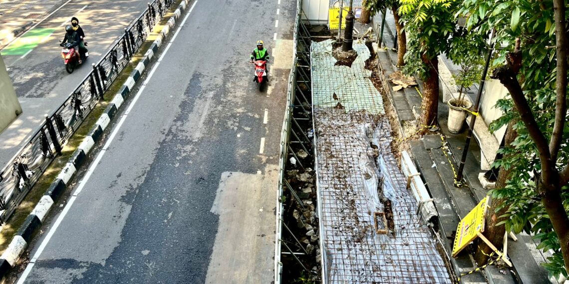 Pembangunan shelter BRT.(Foto: Humas Pemkot Bandung)