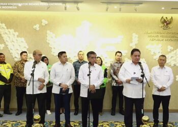 Pemerintah resmi mengumumkan kebijakan pemberian tunjangan hari raya (THR) dan bonus hari raya (BHR) Idulfitri 1447 H/2026 M pada Selasa (03/03/2026), di kantor Kementerian Koordinator Bidang Perekonomian, Jakarta.(Foto: Setneg)