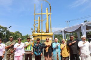 Tugu Angklung Kuningan.(Foto: Humas Pemkab Kuningan)