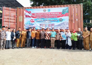 Ekspor produk bumbu ke Arab Saudi.(Foto: Dok. Kemenhaj)