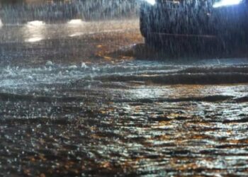 Banjir memutus akses jalan dan merendam ratusan rumah di Cianjur.(Foto:Istimewa).