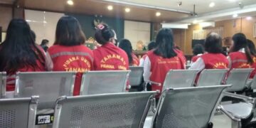 Para Terdakwa Kasus Sindikat Perdagangan Bayi Disidangkan di Pengadilan Negeri Bandung.(Foto:Istimewa).