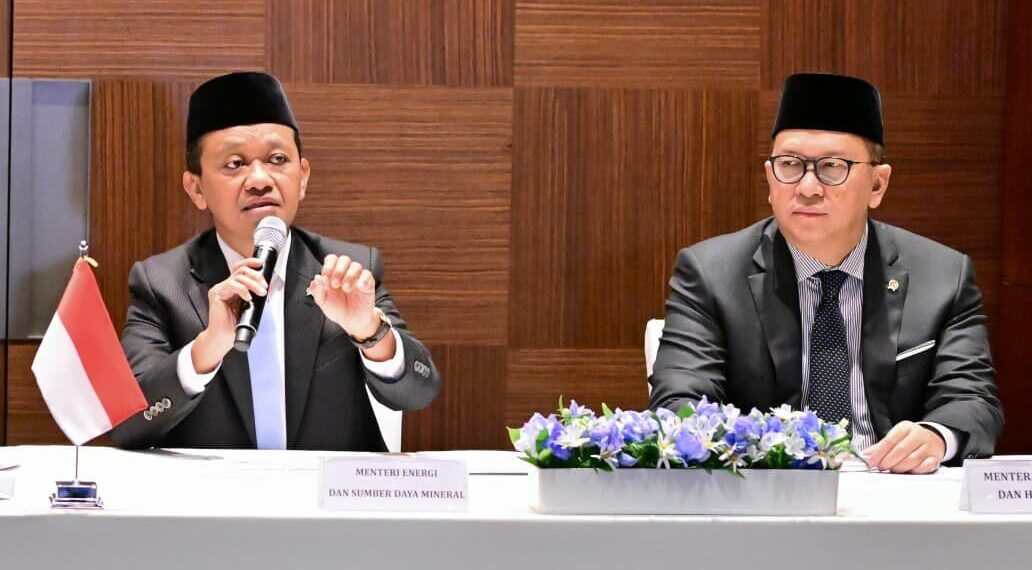 Menteri Energi dan Sumber Daya Mineral (ESDM) Bahlil Lahadalia dan Menteri Investasi Rosan Roeslani.(Foto: Setneg)