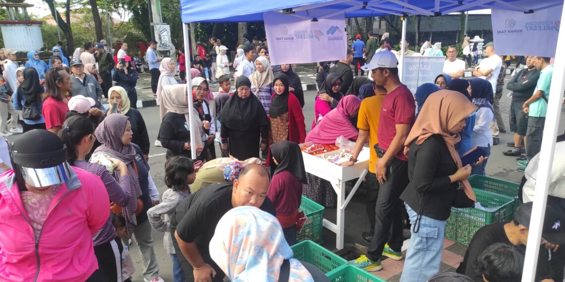Bazar Sayur.(Foto: Humas Pemkab Kuningan)
