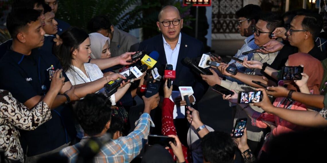 Menteri Investasi dan Hilirisasi/Kepala Badan Koordinasi Penanaman Modal (BKPM) Rosan Roeslani.(Foto: Setneg)