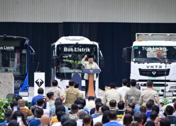 Presiden Prabowo Subianto meresmikan pabrik perakitan kendaraan komersial listrik PT. VKTR Sakti Industries di Kabupaten Magelang, Jawa Tengah, Kamis (09/04/2026).(Foto: Setneg)