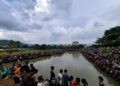Ngagogo Lauk di Sumedang.(Foto: Humas Pemkab Sumedang)