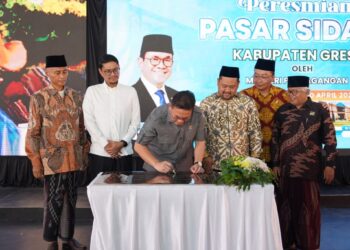 Peresmian Pasar Tematik Industri Sidayu di Gresik