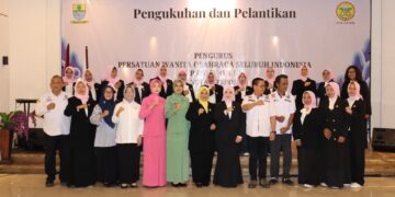 Pelantikan Pengurus Persatuan Wanita Olahraga Seluruh Indonesia (Perwosi) Kota Cirebon periode 2026–2030.(Foto: Humas Pemkot Cirebon)