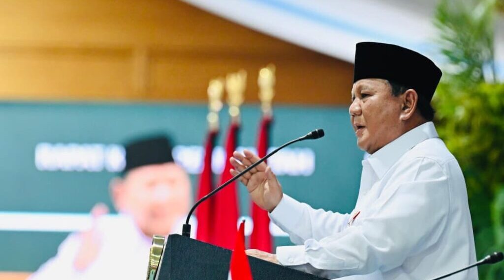 Presiden Prabowo memberikan taklimat di hadapan seluruh pejabat Eselon I kementerian/lembaga, serta para Direktur Utama BUMN yang digelar di Kompleks Istana Kepresidenan Jakarta, Rabu, 8 April 2026.