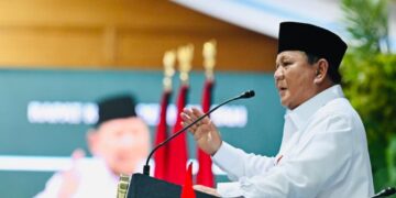 Presiden Prabowo memberikan taklimat di hadapan seluruh pejabat Eselon I kementerian/lembaga, serta para Direktur Utama BUMN yang digelar di Kompleks Istana Kepresidenan Jakarta, Rabu, 8 April 2026.