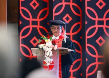 Profesor Riset Ilmu Ekonomi Pertanian, Bidang Agribisnis, Kepakaran Ekonomi Sumber Daya Alam dan Lingkungan, Robert Asnawi.(Foto: Humas BRIN)