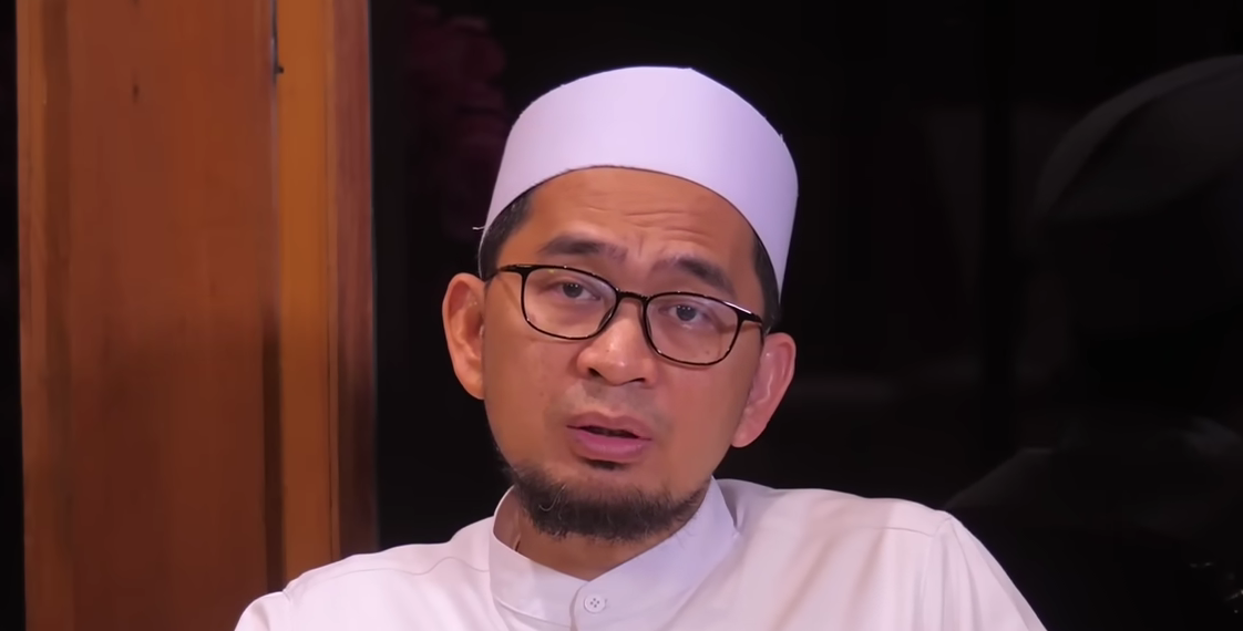 Ustadz Adi Hidayat.(Image: YouTube: Adi Hidayat Official)