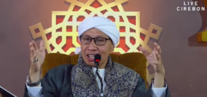 Buya Yahya menanggapi kasus SAM.(Image: YouTube: Al Bahjah)