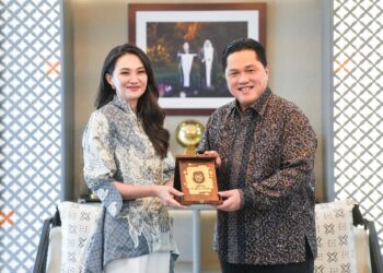 Menpora RI Erick Thohir bertemu dengan Gubernur Maluku Utara Sherly Tjoanda Jumat (17/4/2026) pagi guna memperkuat sinergi pengembangan olahraga di daerah.(Foto:Istimewa)