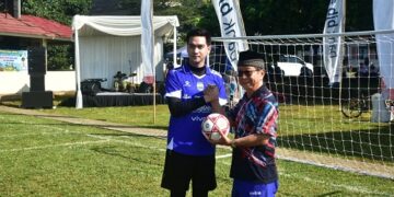 Wakil Bupati Sumedang M. Fajar Aldila (kiri) dan Irwan Bola.(Foto: Humas Pemkab Sumedang)