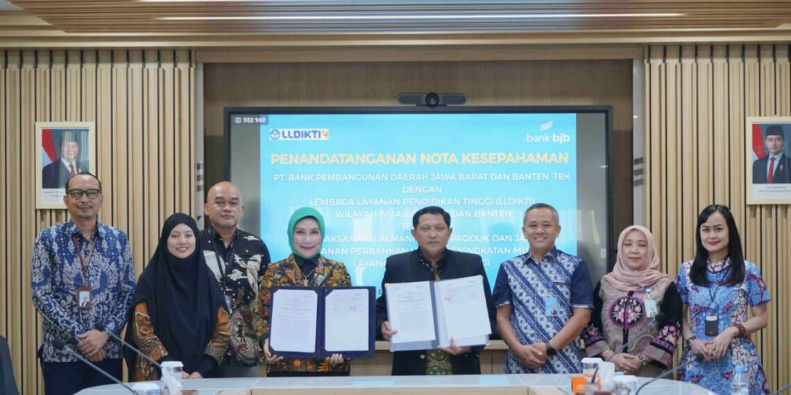 Kerja sama bank bjb dan LLDIKTI IV.(Foto: Istimewa)