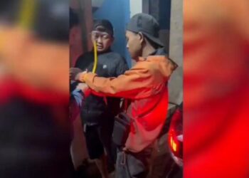 Muhammad Rabyan (21), pelaku begal mahasiswi Unpad saat ditangkap Tim Satreskrim Polres Sumedang.(Foto:Istimewa).