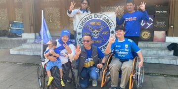 Bonita yang menyandang status difabel yang menurunkan rasa cinta Persib Bandung kepada anak-anaknya.(Foto: Humas Pemkot Bandung)