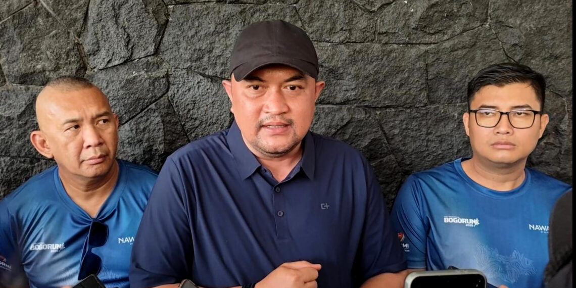 Bupati Bogor, Rudy Susmanto menggelar konferensi pers terkait Bogorun 2026.(Foto: Pemkab Bogor)