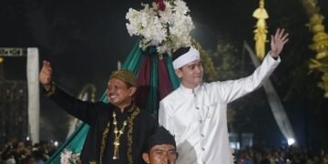 kirab Mahkota Binokasih.(Foto: Humas Pemkab Sumedang)
