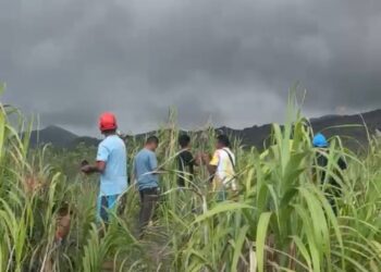 Foto : Tim SAR gabungan berada di Pos 5 pendakian Gunung Api Dukono untuk mencari dan mengevakuasi dua WNA yang masih dalam pencarian pada peristiwa erupsi Gunung Api Dukono di Halmahera Utara, Maluku Utara, Jumat (8/5). (Istimewa)