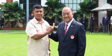 Ketum KONI Pusat, Letjen TNI Purn Marciano (Kanan) dan Ketum PB FAJI 2026-2030, Mayjen TNI Mar Oni Junianto.(Foto: KONI Pusat)