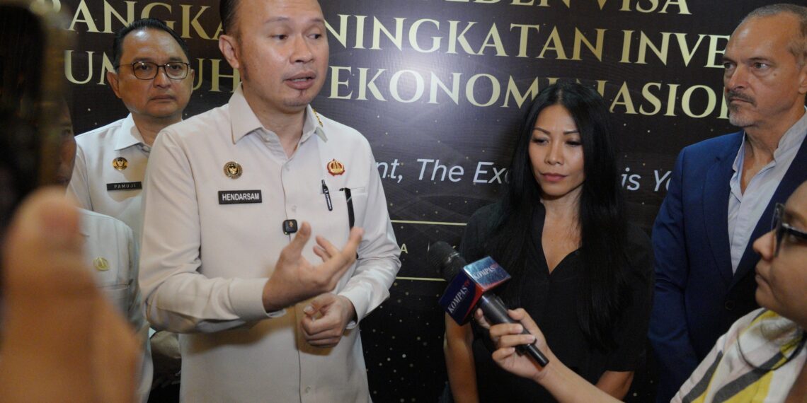 Direktur Jenderal Imigrasi, Hendarsam Marantoko menjelaskan tentang progres program Golden Visa.(Foto: Humas Imigrasi)