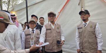 (Kiri-Kanan) Menko Pemberdayaan Masyarakat Muhamimin Iskandar, Menteri haji dan Umrah Mochamad Irfan yusuf Hasyim, dan Wamenhaj Dahnil Azhar Simanjuntak.(Foto; Humas Kemenhaj)