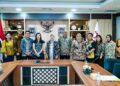Penandatanganan Nota Kesepahaman antara Direktorat Jenderal Industri Kecil, Menengah, dan Aneka (Ditjen IKMA) Kemenperin dengan PT Daya Intiguna Yasa Tbk (MR.DIY) di Jakarta, Senin (18/5).(Foto: Humas Kemenperin)
