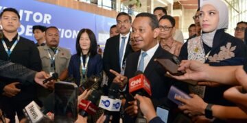 Menteri ESDM Bahlil Lahadalia menjelaskan tentang BUMN Khusus Ekspor SDA.(Foto: Humas Kementerian ESDM)