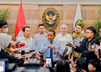 Menteri ESDM Bahlil Lahadalia menyatakan tarif PNBP mineral ditunda.(Foto: Humas ESDM)