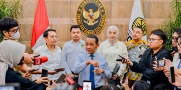 Menteri ESDM Bahlil Lahadalia menyatakan tarif PNBP mineral ditunda.(Foto: Humas ESDM)