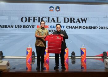 Pembagian grup Piala AFF U-19 digelar di Kantor Gubernur Sumatera Utara, Medan, Sumatera Utara, Kamis (7/5). Acara dihadiri Ketua Umum PSSI Erick Thohir, Presiden AFF Khiev Sameth, serta Pelatih Timnas U-19 Nova Arianto.(foto:dok/kemenpora.go.id)