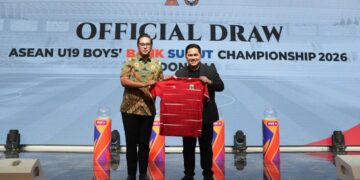 Pembagian grup Piala AFF U-19 digelar di Kantor Gubernur Sumatera Utara, Medan, Sumatera Utara, Kamis (7/5). Acara dihadiri Ketua Umum PSSI Erick Thohir, Presiden AFF Khiev Sameth, serta Pelatih Timnas U-19 Nova Arianto.(foto:dok/kemenpora.go.id)