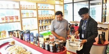 Produk UMKM Sumedang hadir di gerai UMKM wahana eduwisata Chocolatos X-Quest milik Garudafood di Cimanggung.(Foto: Humas Pemkab Sumedang)