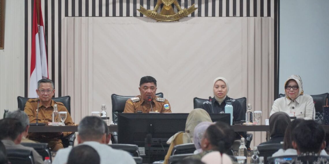 Rapat persiapan Kirab Budaya Milangkala Tatar Sunda.‎(Foto: Muhamad Azi Zulhakim/ Diskominfo Kab. Garut)