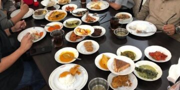 Restoran Sederhana, masakan padang.(Image: Trip Advisor)
