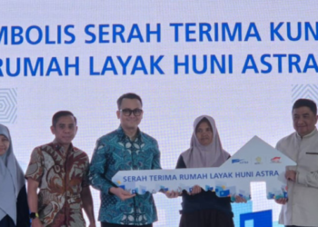 Bupati Garut, Abdusy Syakur Amin, menghadiri kegiatan Serah Terima Rumah Layak Huni (RLH) Astra sekaligus Peresmian Ecobiz Desa Sejahtera Astra (DSA) Garut di Kampung Halimun, Desa Jayamekar, Kecamatan Pakenjeng, Kabupaten Garut, Kamis (28/5/2026).(Foto: Humas Pemkab Garut)