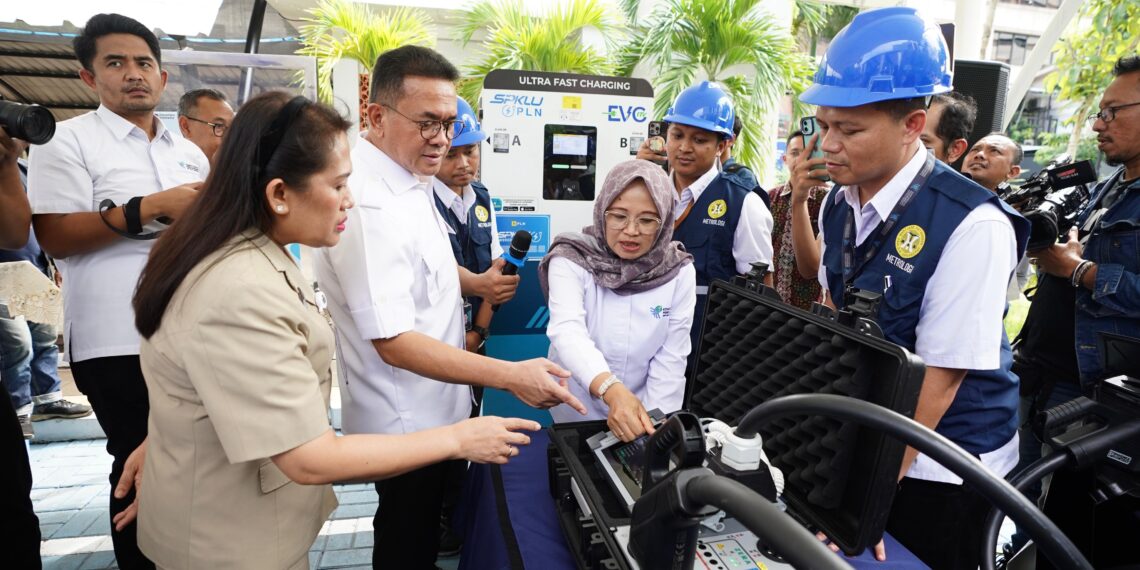 Menteri Perdagangan Budi Santoso meluncurkan Layanan Persetujuan Tipe, Tera, dan Tera Ulang Alat Ukur Pengisi Daya Kendaraan Listrik di Kantor Kementerian Perdagangan, Jakarta, Senin 25 Mei 2026.(Foto: Humas Kemendag)