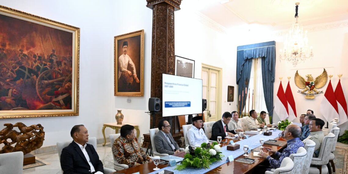 Pertemuan Presiden Prabowo dengan sejumlah Tokoh Ekonomi Nasional.(Foto: Setkab)