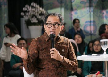 Faisol Riza mengapresiasi dan meresmikan langsung fasilitas produksi kawat baja atau besi galvanis milik PT Beka Wire Indonesia.(Foto: Kemenperin)