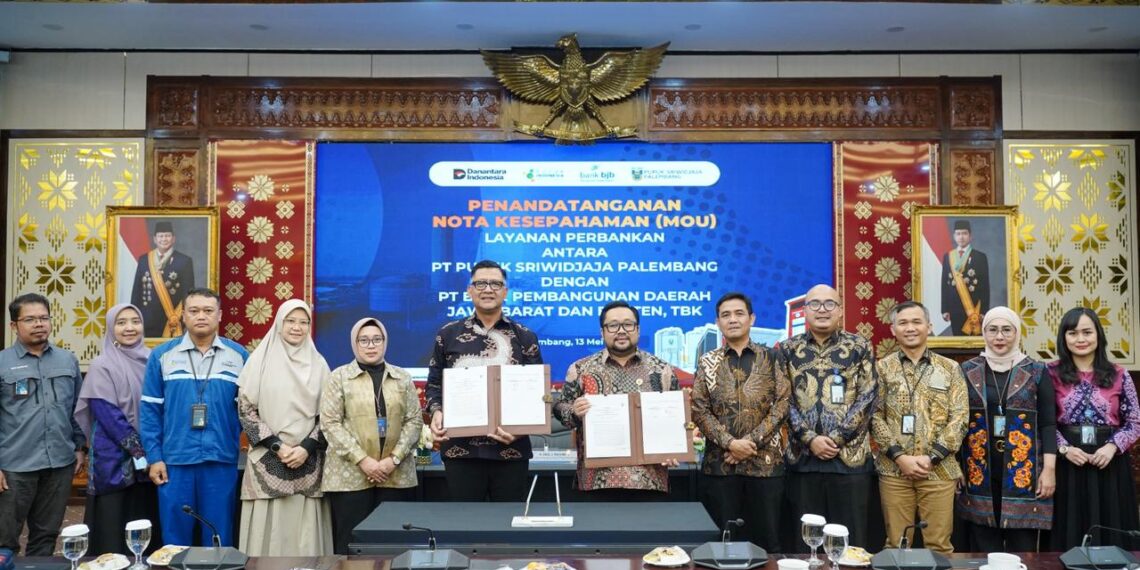 bank bjb dan PT Pupuk Sriwidjaja Palembang (PUSRI) menandatangani Nota Kesepahaman (MoU) kerja sama strategis.(Foto: Istimewa)